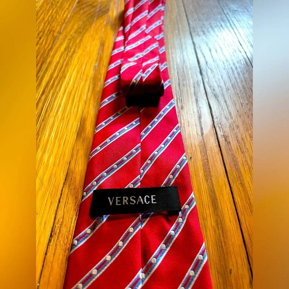 Versace Necktie Red 100% Silk - Picture 3 of 7
